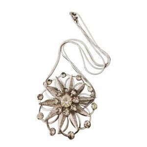 Upcycled - VTG. Elegant Silver Pendant/ Brooch Neck Charmer